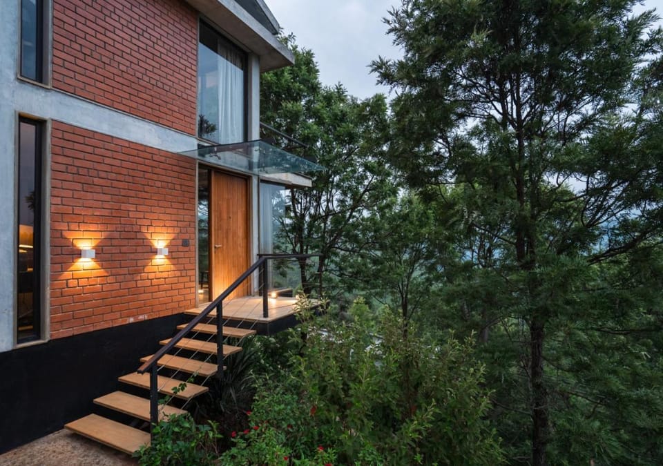 Property building, Natural landscape, Garden, View (from property/room), Balcony/Terrace, Garden view