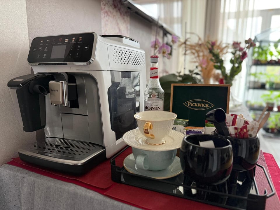 Coffee/tea facilities