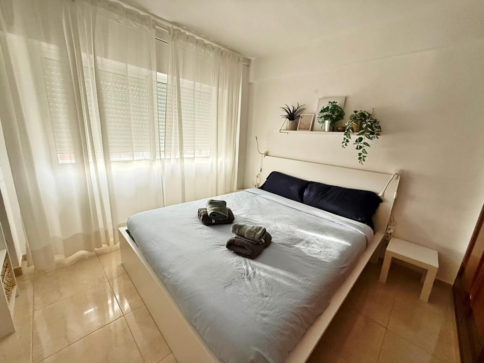 Luminoso y magnífico apartamento de playa Apartment in Fuengirola
