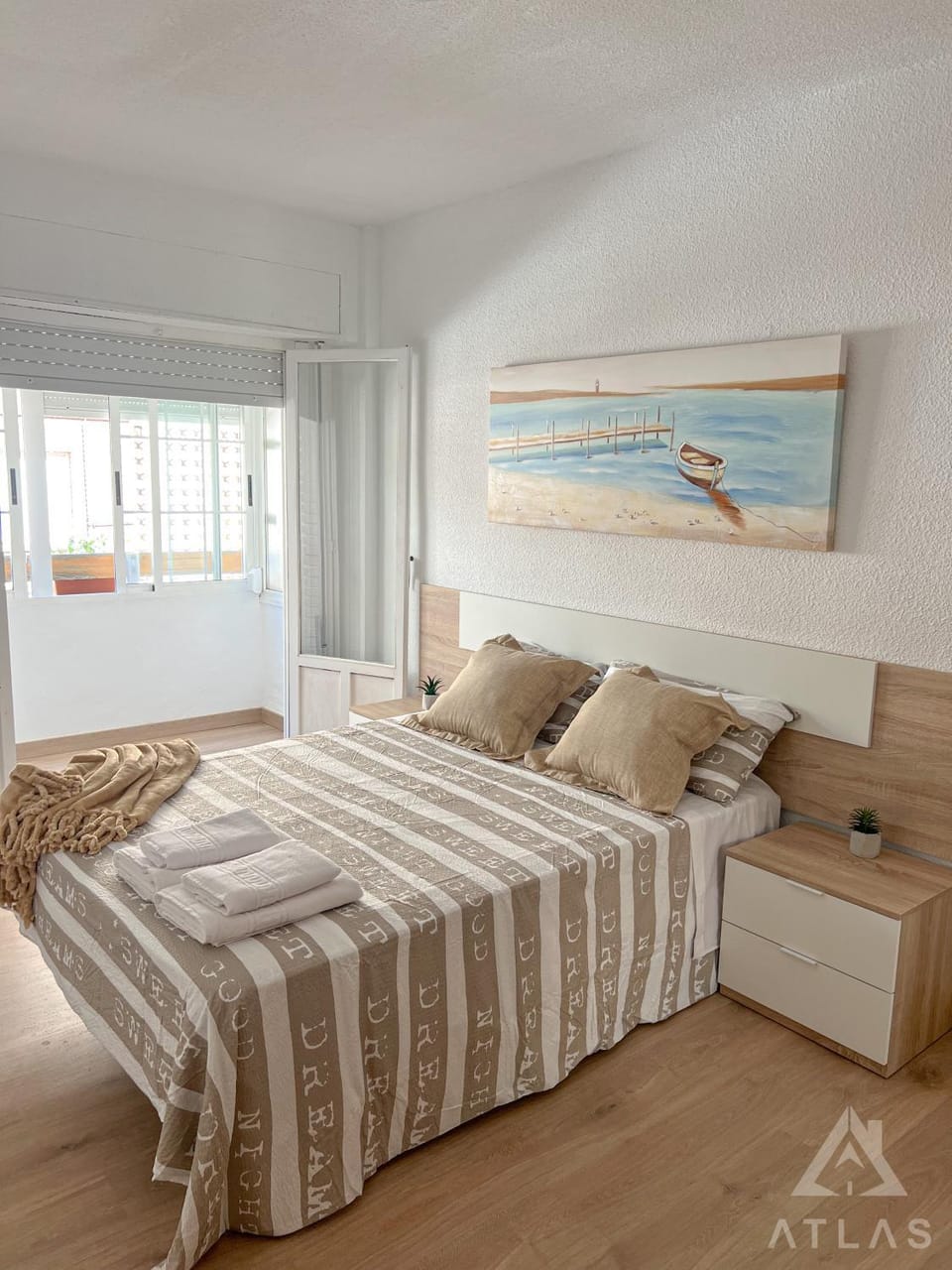 Bed, Bedroom