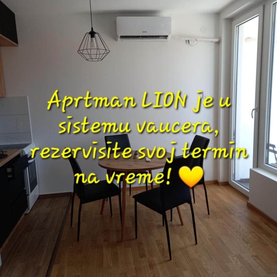 Communal lounge/ TV room, Kitchen or kitchenette, Dining area