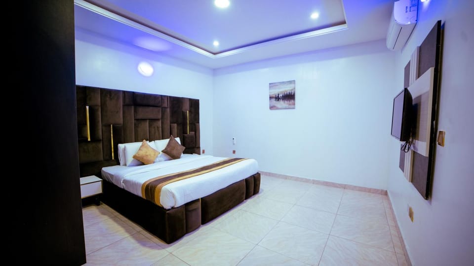 1Bed - Balcony - Pool - Gym - Spa House in Lagos, Nigeria