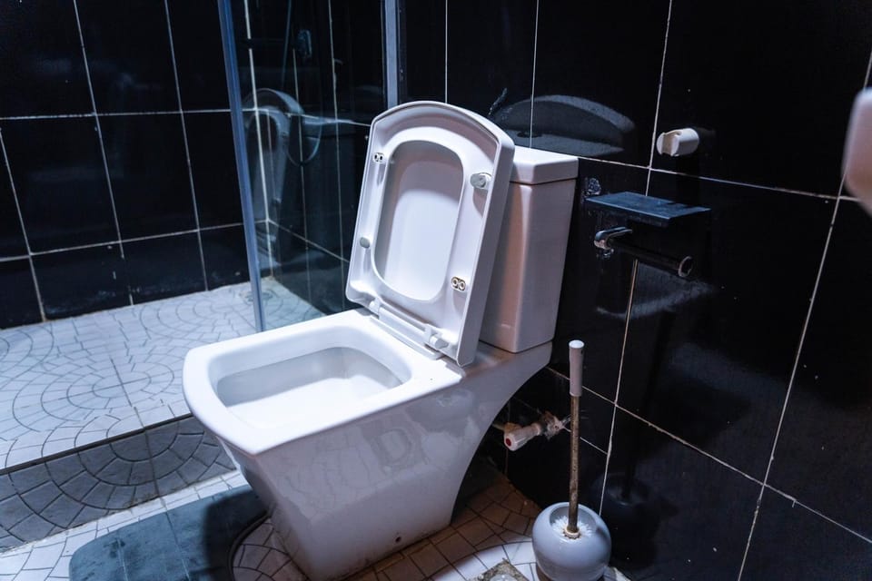 1-Bed Flat - Lekki Phase 1 - Pool - Spa - Balcony House in Lagos, Nigeria