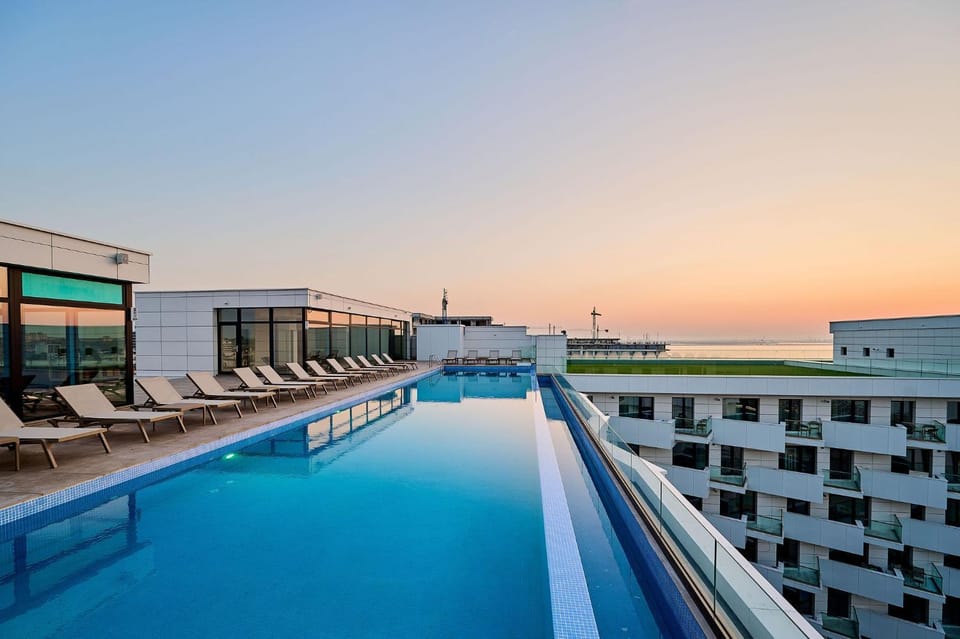 Property building, Swimming pool