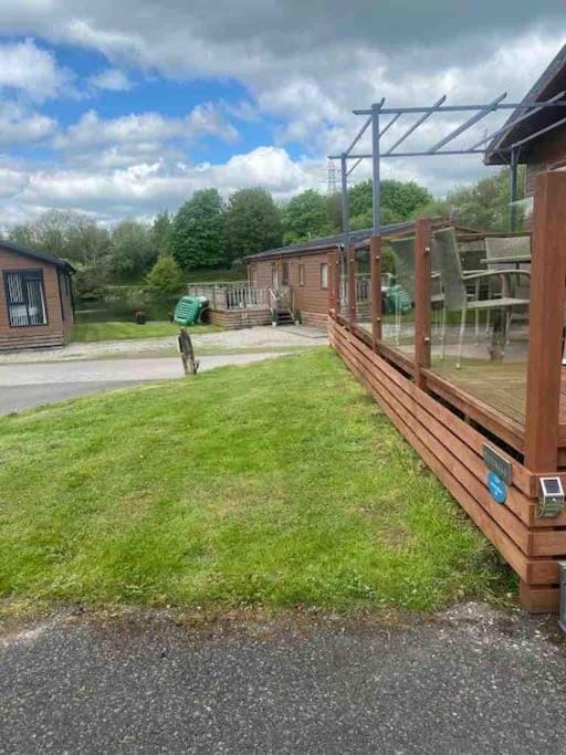 Driftwood Lodge - South Lakeland Leisure Village Chalet in England