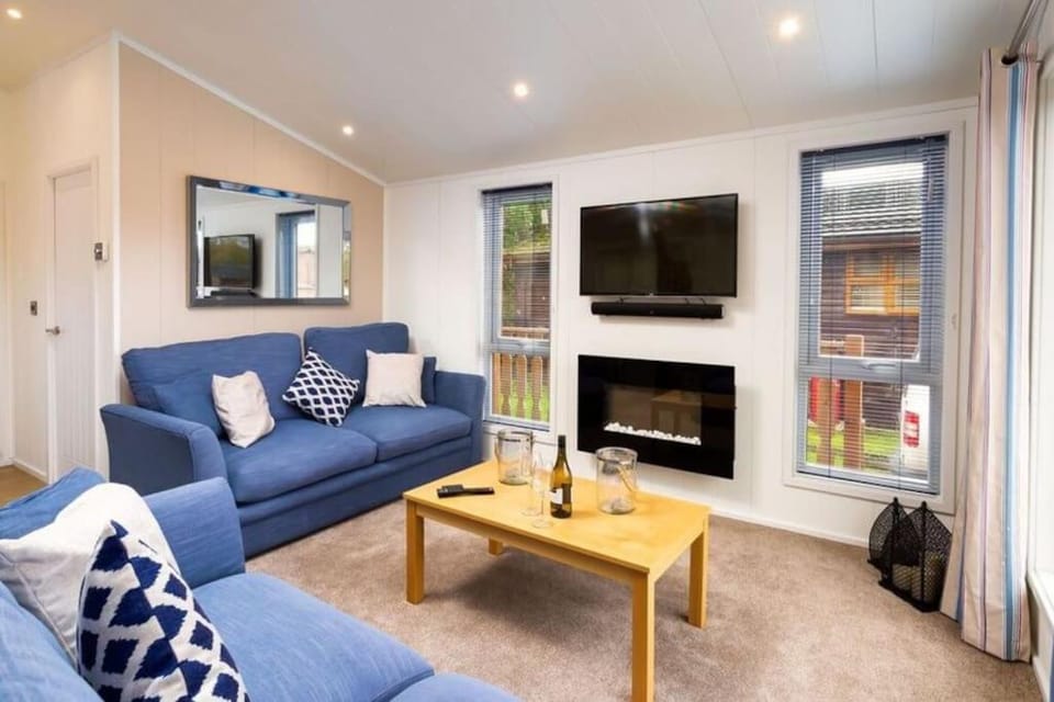 Driftwood Lodge - South Lakeland Leisure Village Chalet in England
