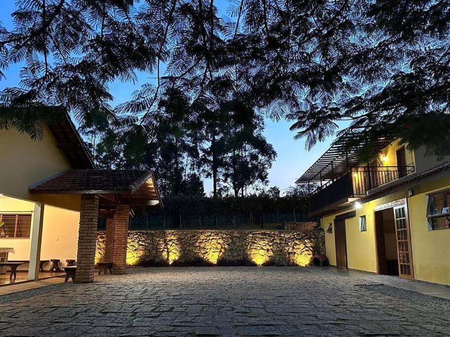 Quarto dos Vinhos Villa in State of São Paulo