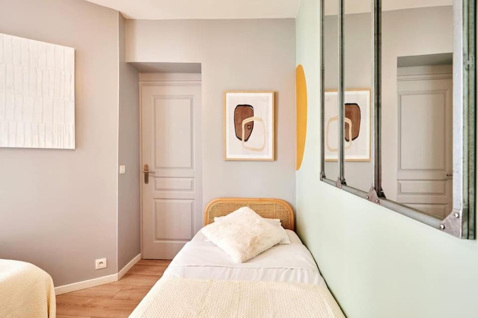 Élégance Urbaine - 2 chambres Apartment in Paris