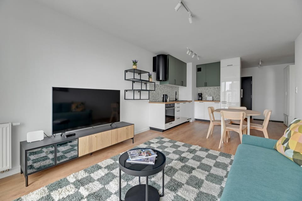 Kitchen or kitchenette, Living room, Seating area, Dining area