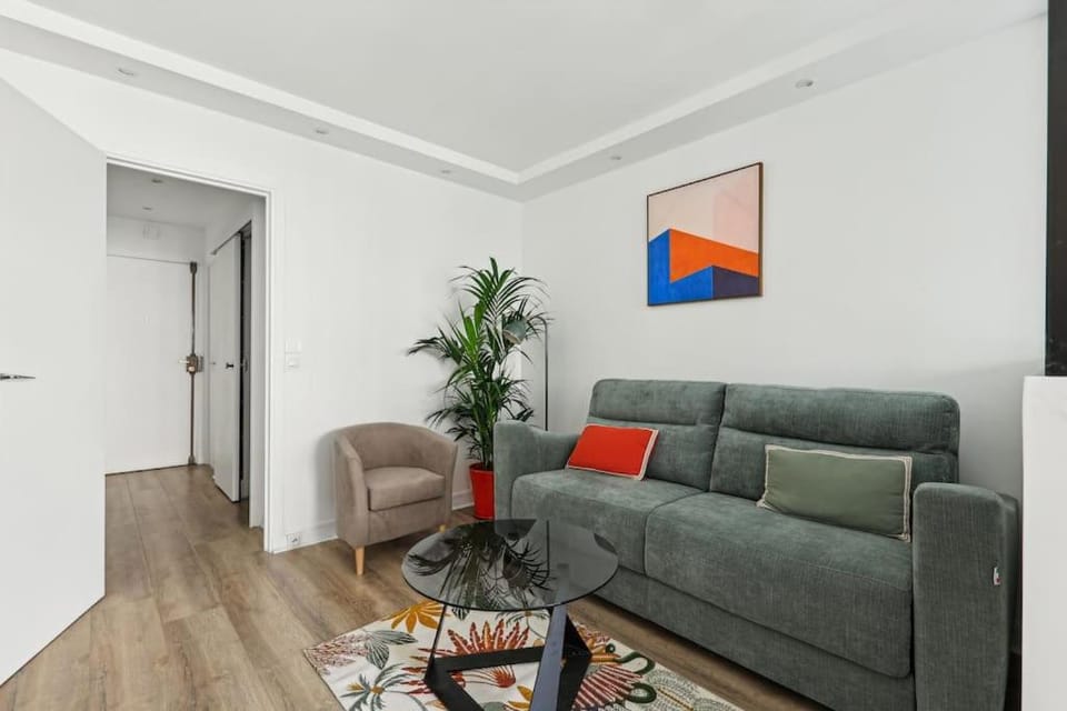 Appartement élégant et design Apartment in Paris