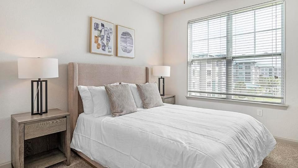 Landing at Bridge at Indigo - 2 Bedrooms in Avery Ranch Lakeline Apartment in Cedar Park