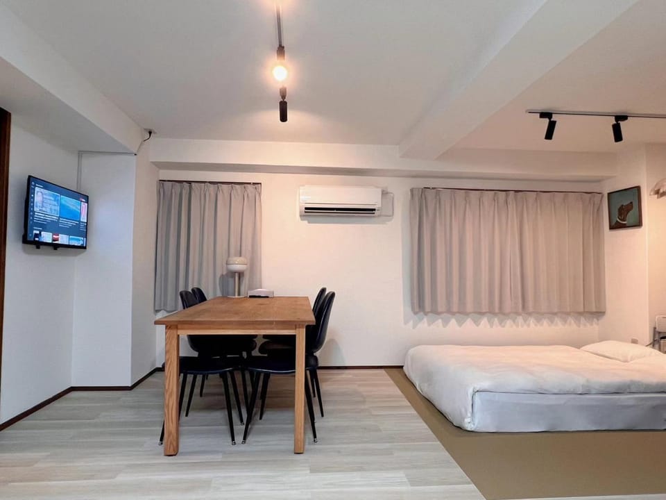 Bed, Living room, Dining area