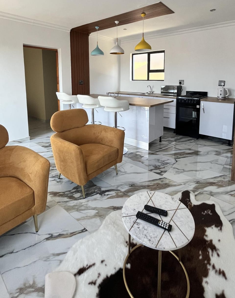 Yolaan Guesthouse Bed and Breakfast in Eastern Cape