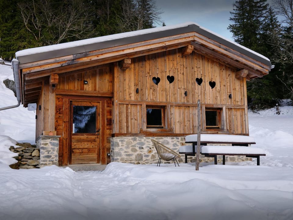 Property building, Day, Natural landscape, Winter
