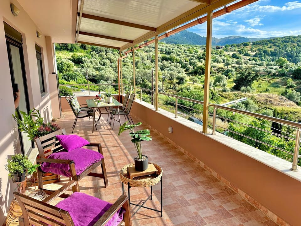 Natural landscape, View (from property/room), Balcony/Terrace, Mountain view