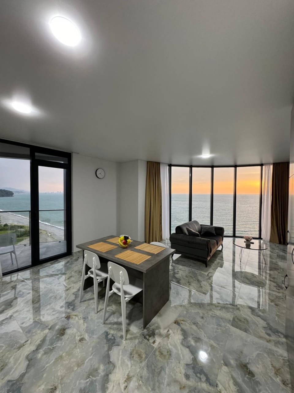 Living room, Dining area, Sea view