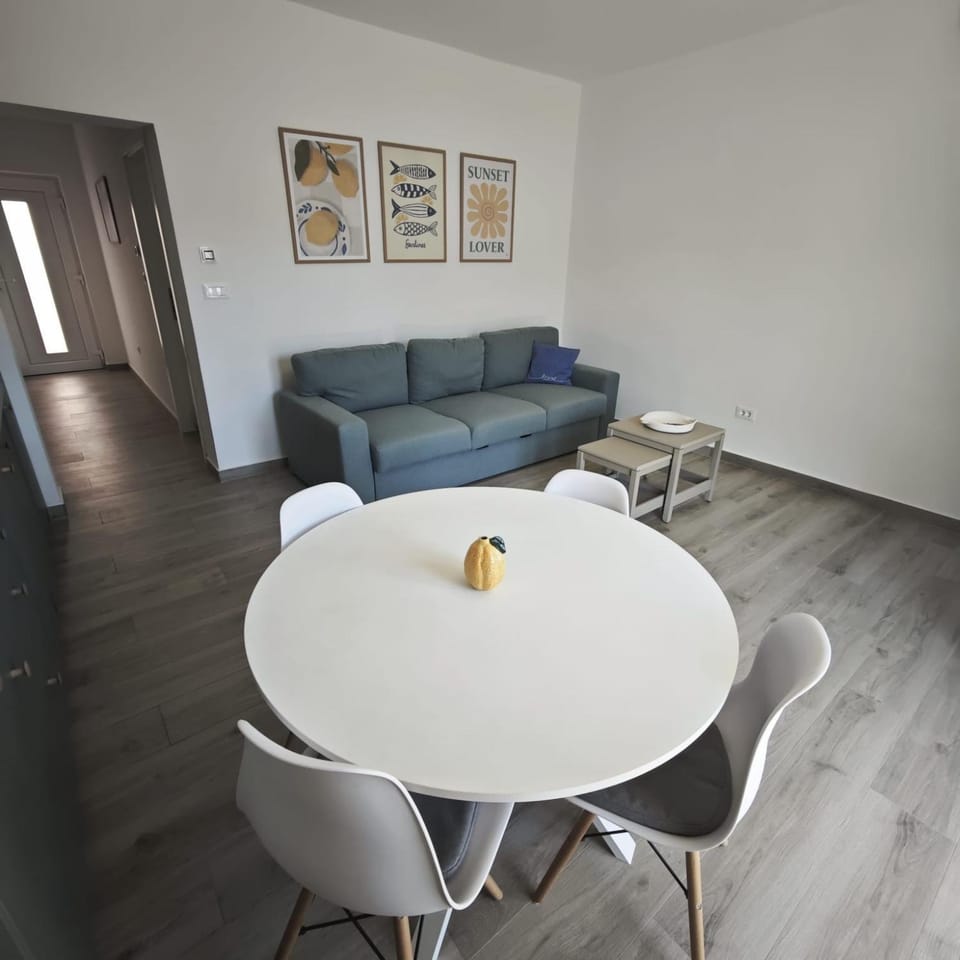 Apartment by the beach 2 Apartment in Šibenik-Knin County, Croatia