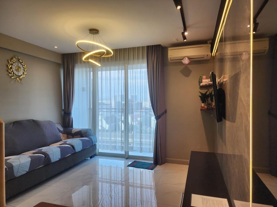 2 BR Apartment Grand Jati Junction Medan view City 12th Floor Apartment in Indonesia