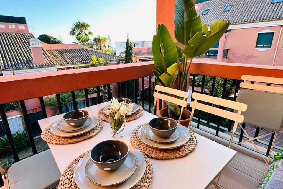 Fantástico Apartamento en Carib Playa Cabopino Apartment in Marbella