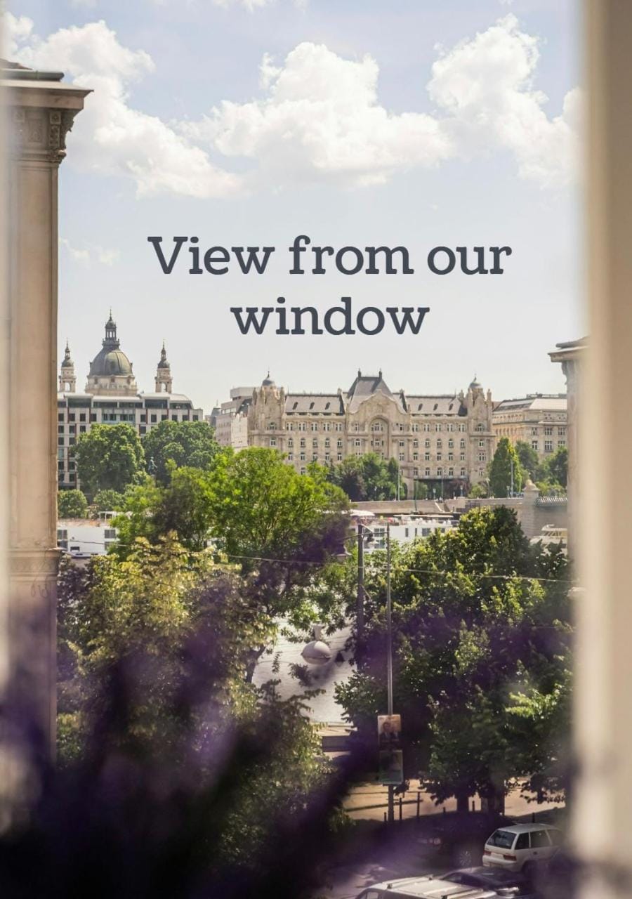 Nearby landmark, View (from property/room), City view, Landmark view, River view