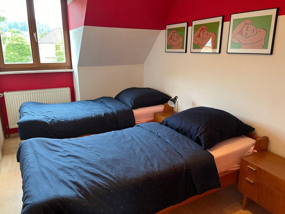 Bed, Bedroom