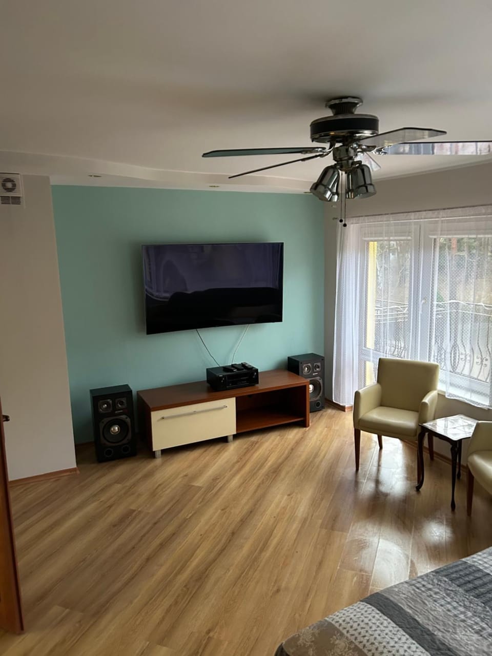 Pokój z łazienka i balkonem Vacation rental in Swinoujscie