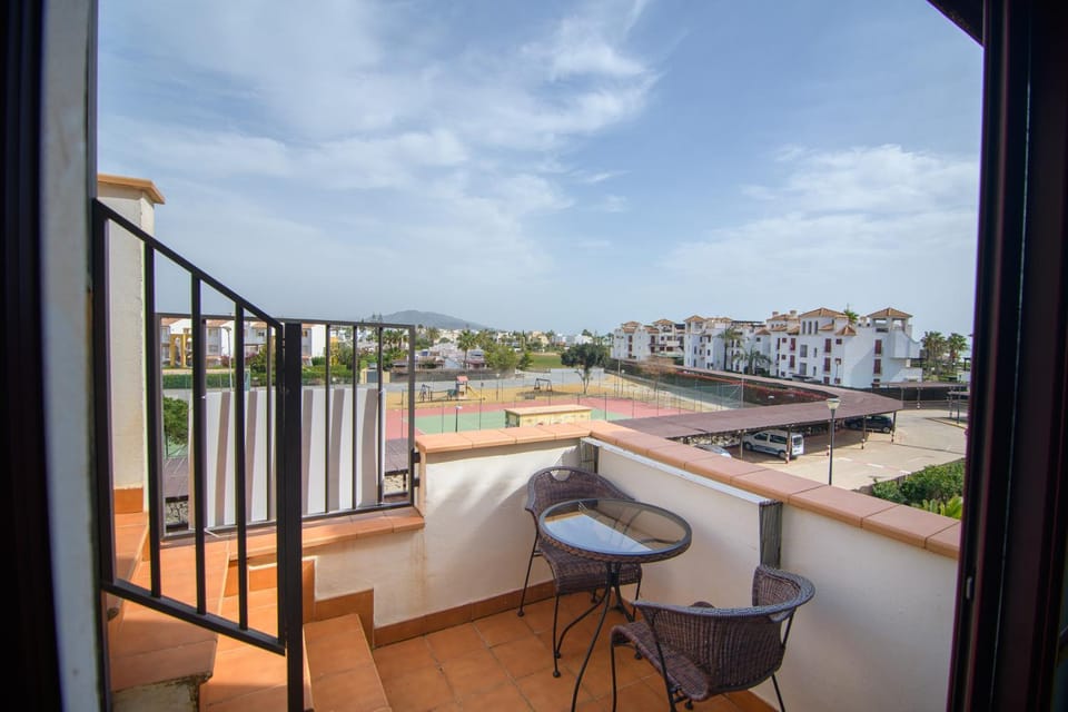 View (from property/room), Balcony/Terrace