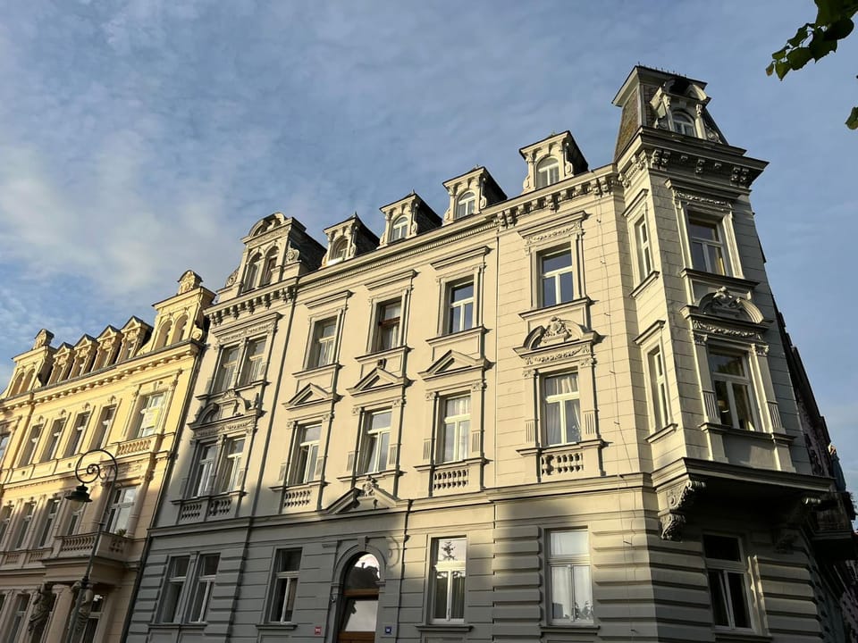 Property building, Day