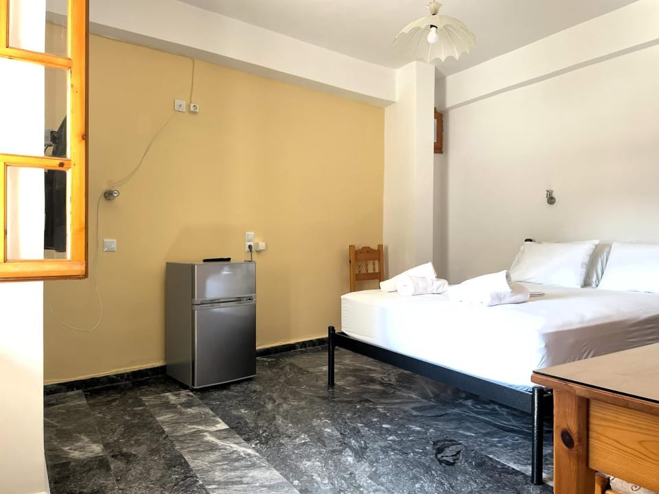Lenitsa Central Parga Rooms Inn in Peloponnese, Western Greece and the Ionian