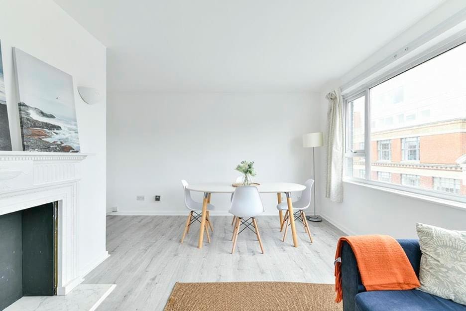 The Elden - No14 - Fairway Hosting Apartment in City of Westminster