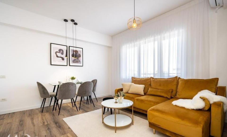 Majestic Apartament with View in Magheru Apartment in Bucharest