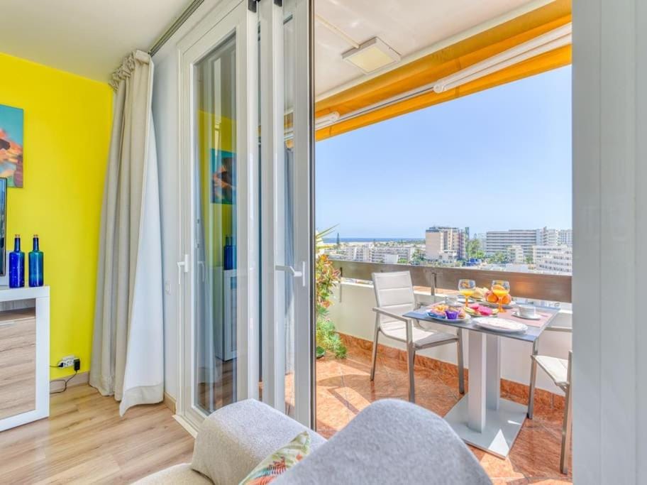 Balcony/Terrace, Living room