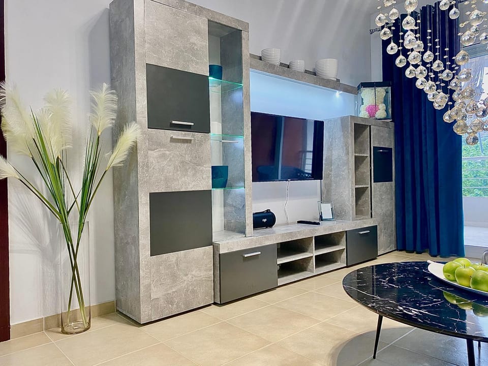 Communal lounge/ TV room, TV and multimedia, Evening entertainment