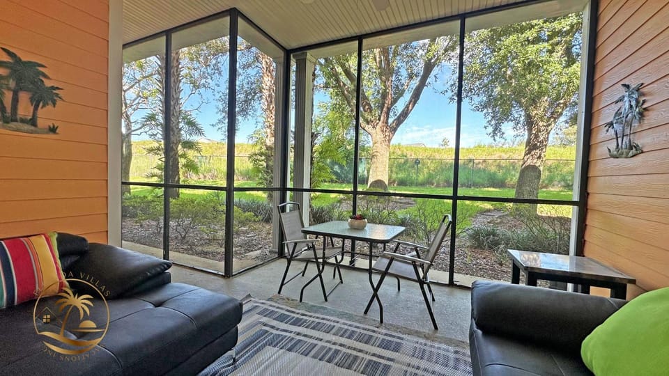 Day, Natural landscape, Garden, Balcony/Terrace, Garden view