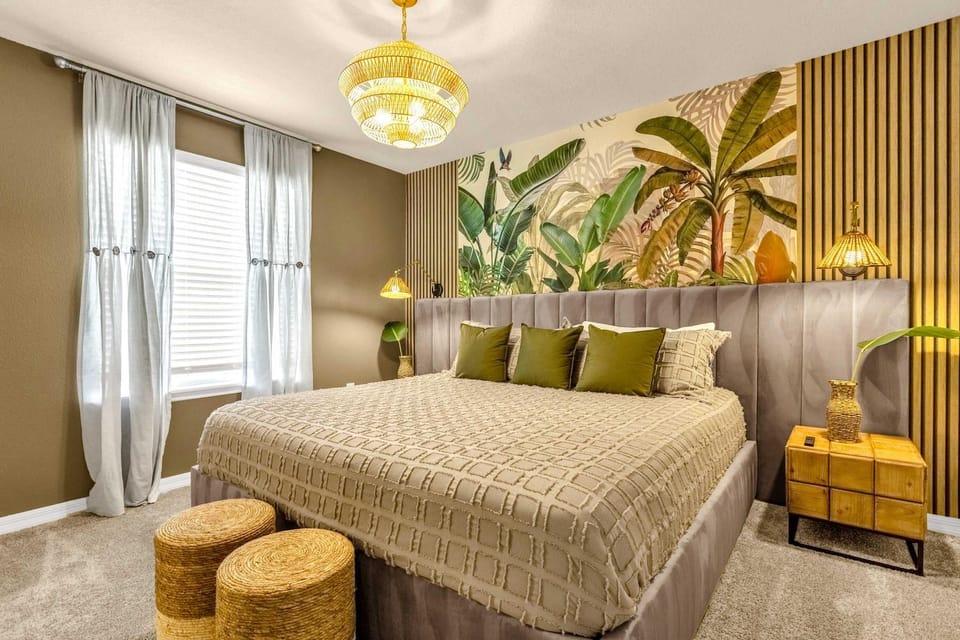 Enchanted Clermont Getaway 8BD Villa for groups Villa in Four Corners