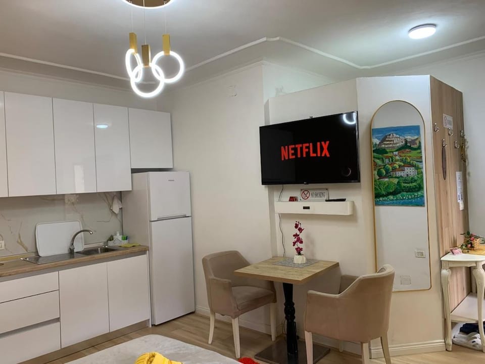 TV and multimedia, Kitchen or kitchenette
