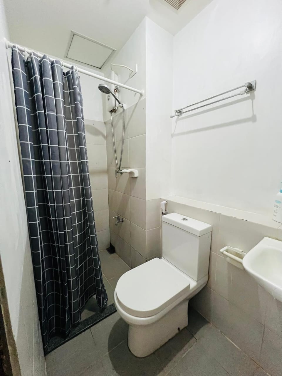 Shower, Bathroom, bidet