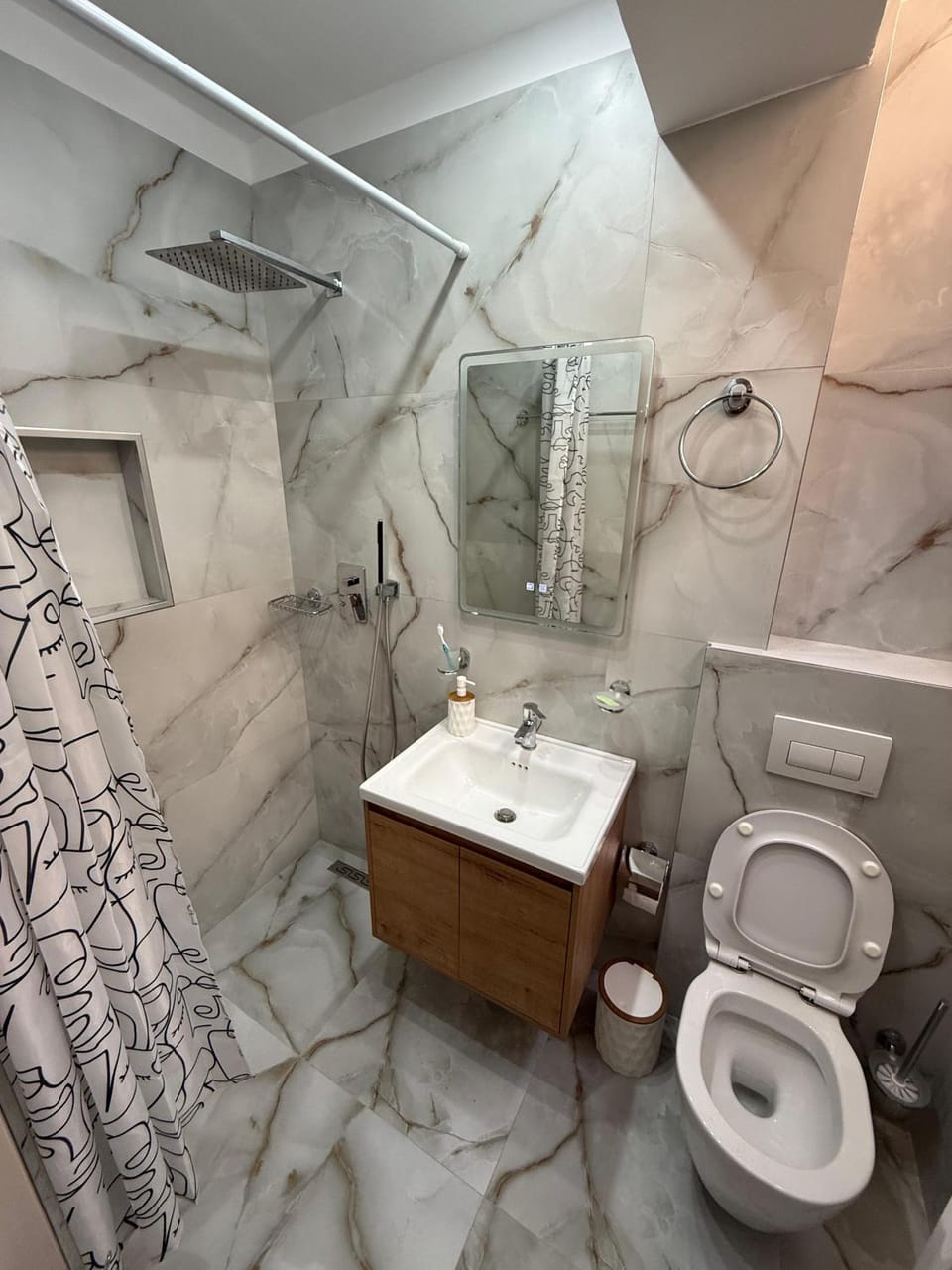 Shower, Bathroom, towels