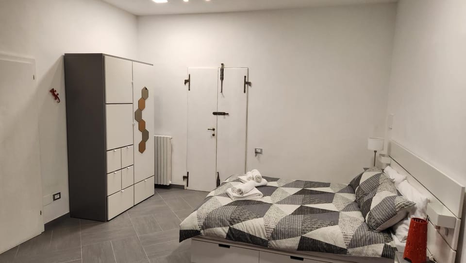 Bed, Bedroom, wardrobe