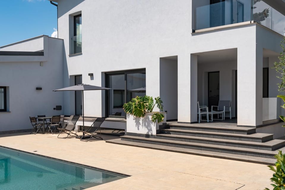 Property building, Patio, Pool view