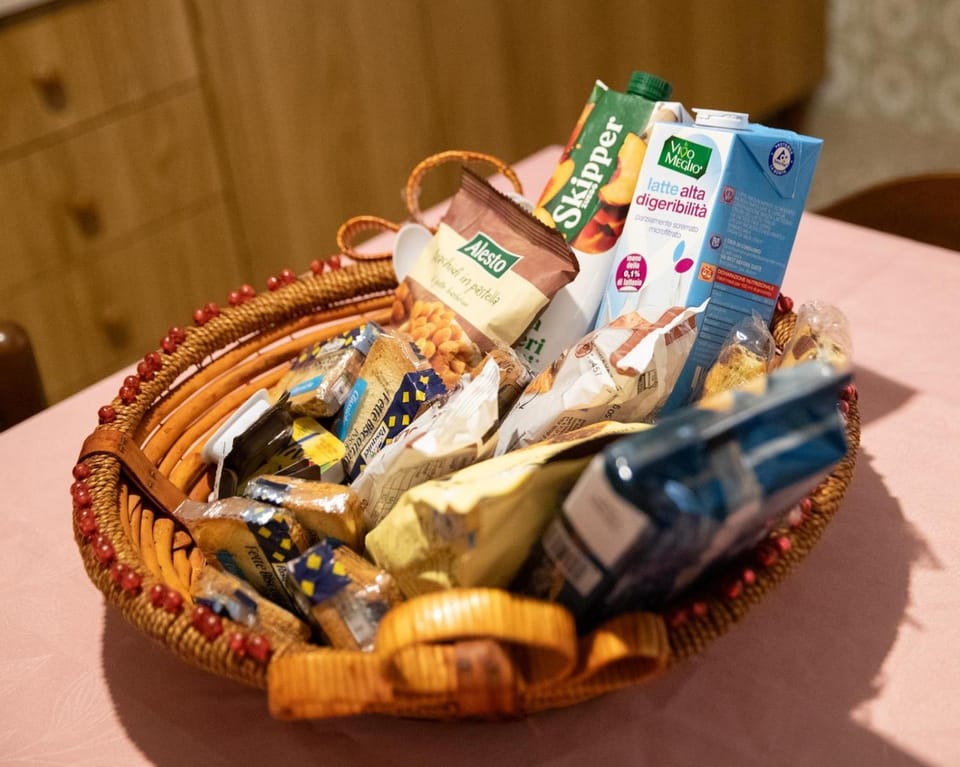 Food and drinks, Food