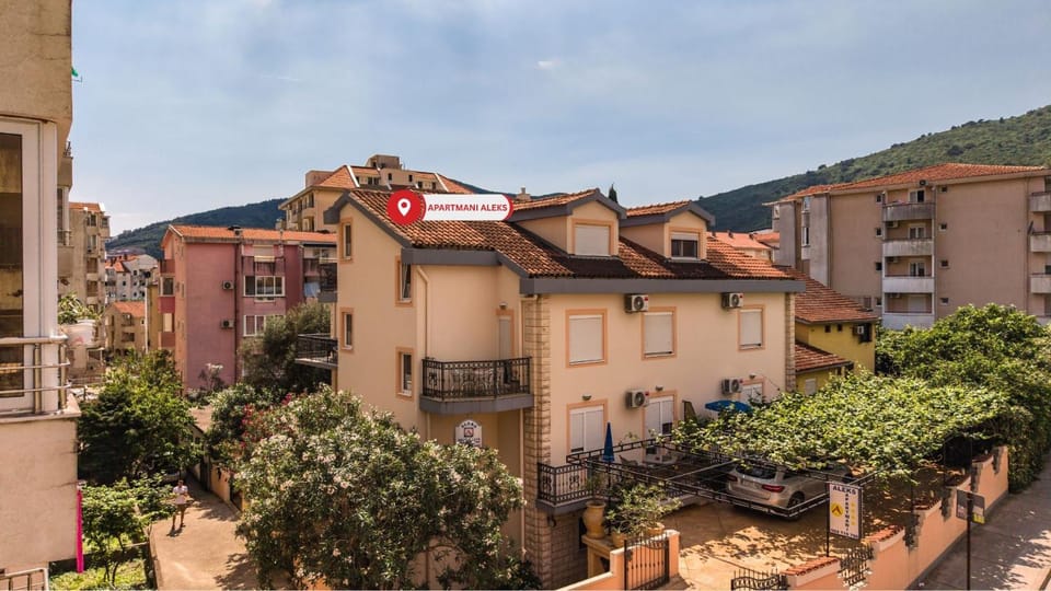 Apartmani Aleks Apartment in Budva
