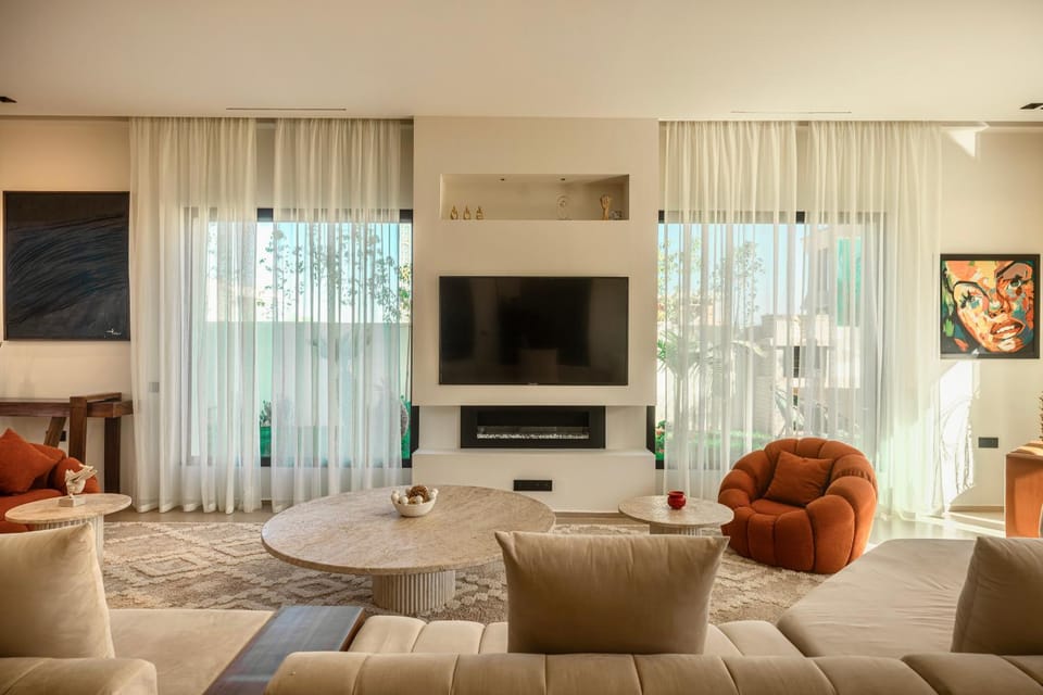 TV and multimedia, Living room, Seating area