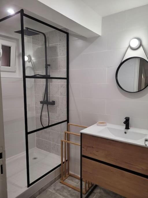 Shower, Bathroom