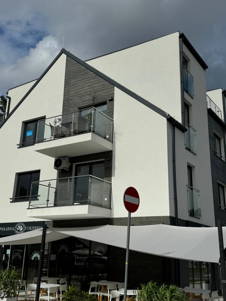 Property building, Balcony/Terrace