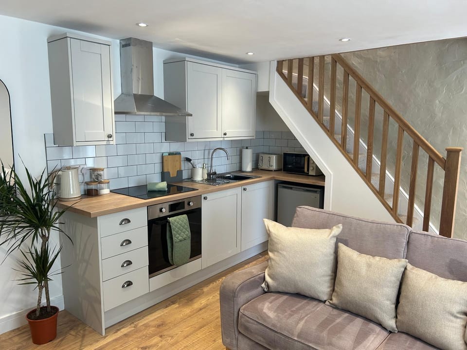 Cosy modern miners cottage House in Wales