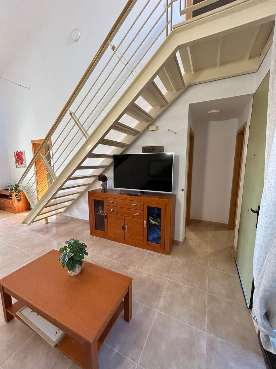 Communal lounge/ TV room, TV and multimedia, Living room