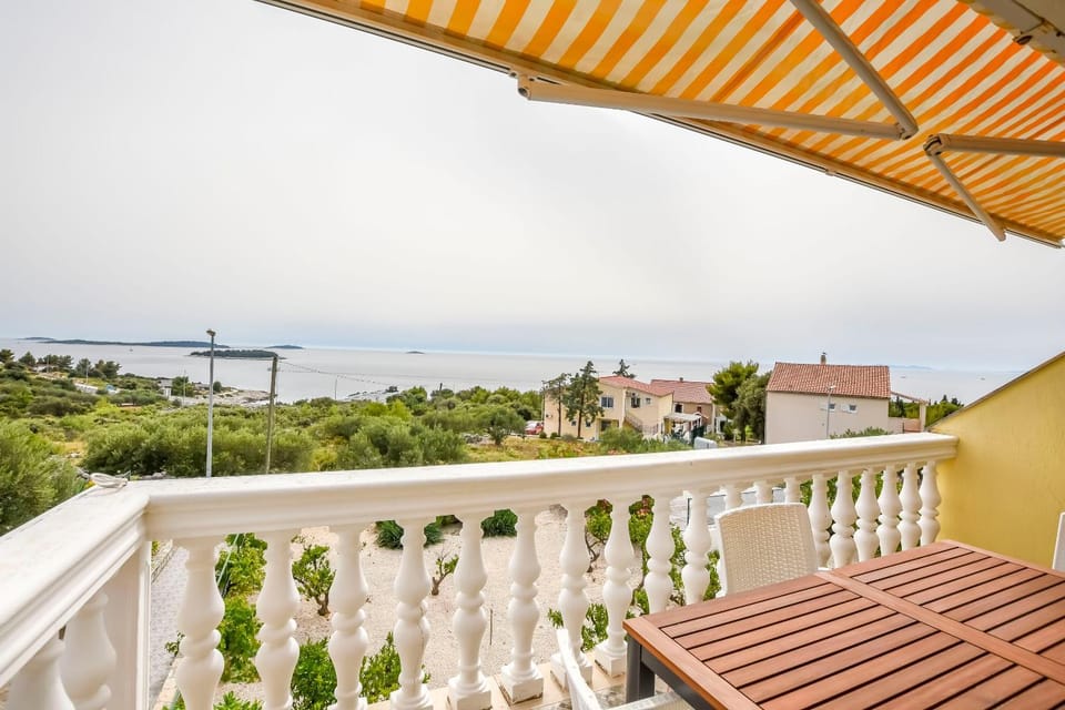 Natural landscape, View (from property/room), Balcony/Terrace, Sea view