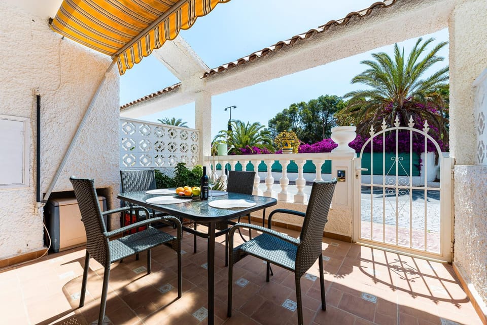 View (from property/room), Balcony/Terrace