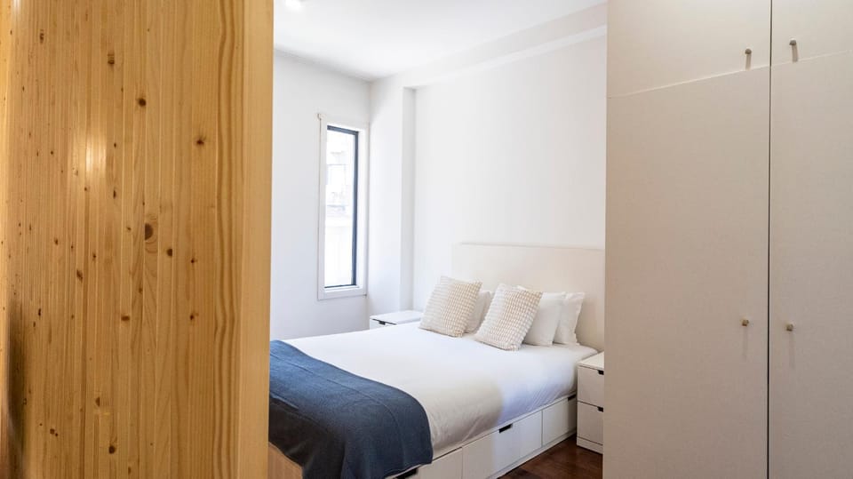 Sena 27 by LovelyStay Apartment in Porto